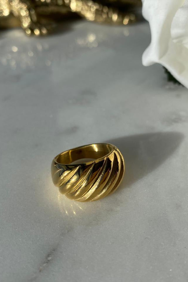 Anillo croissant grande