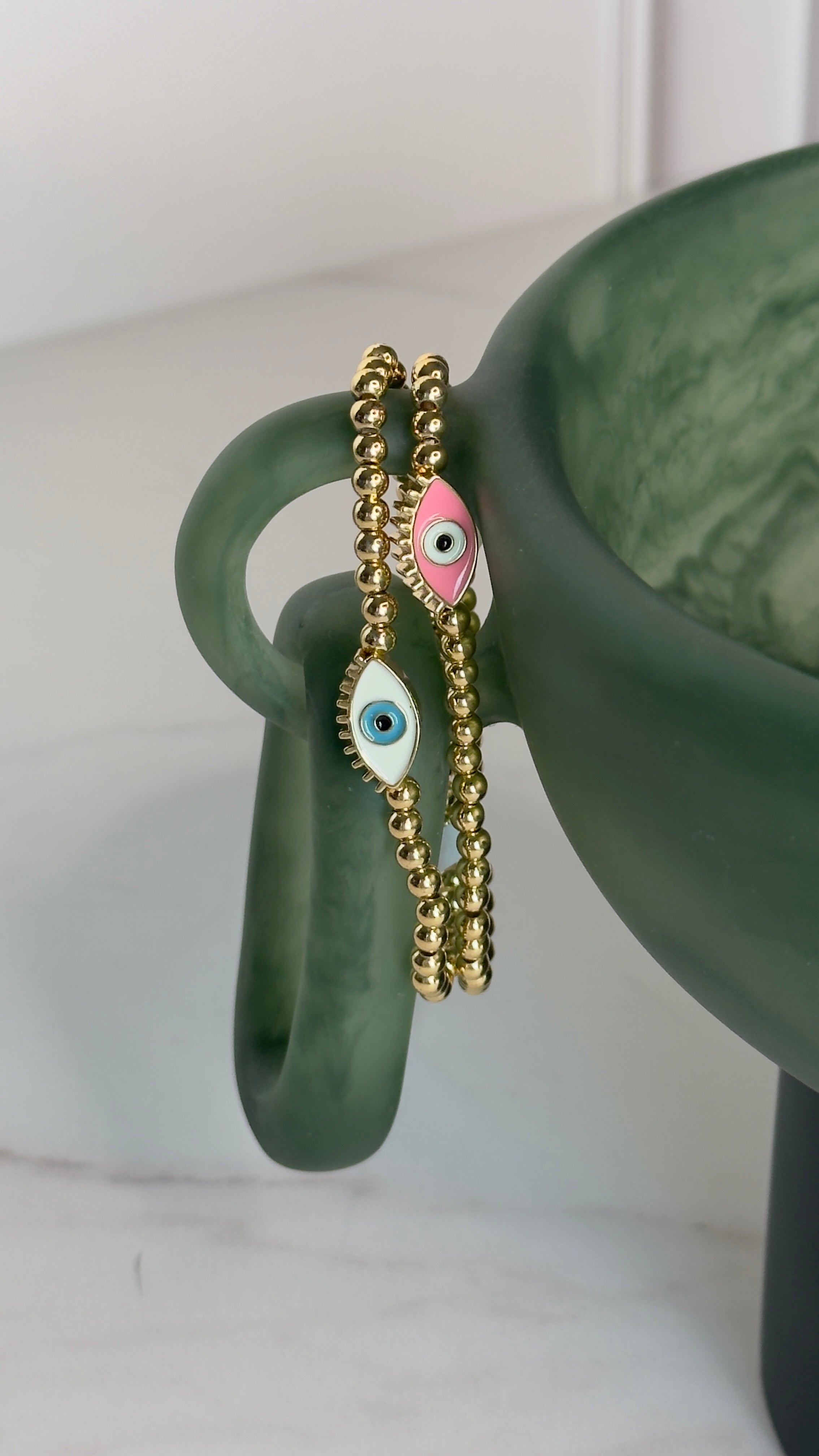 Pulsera bolitas con ojo