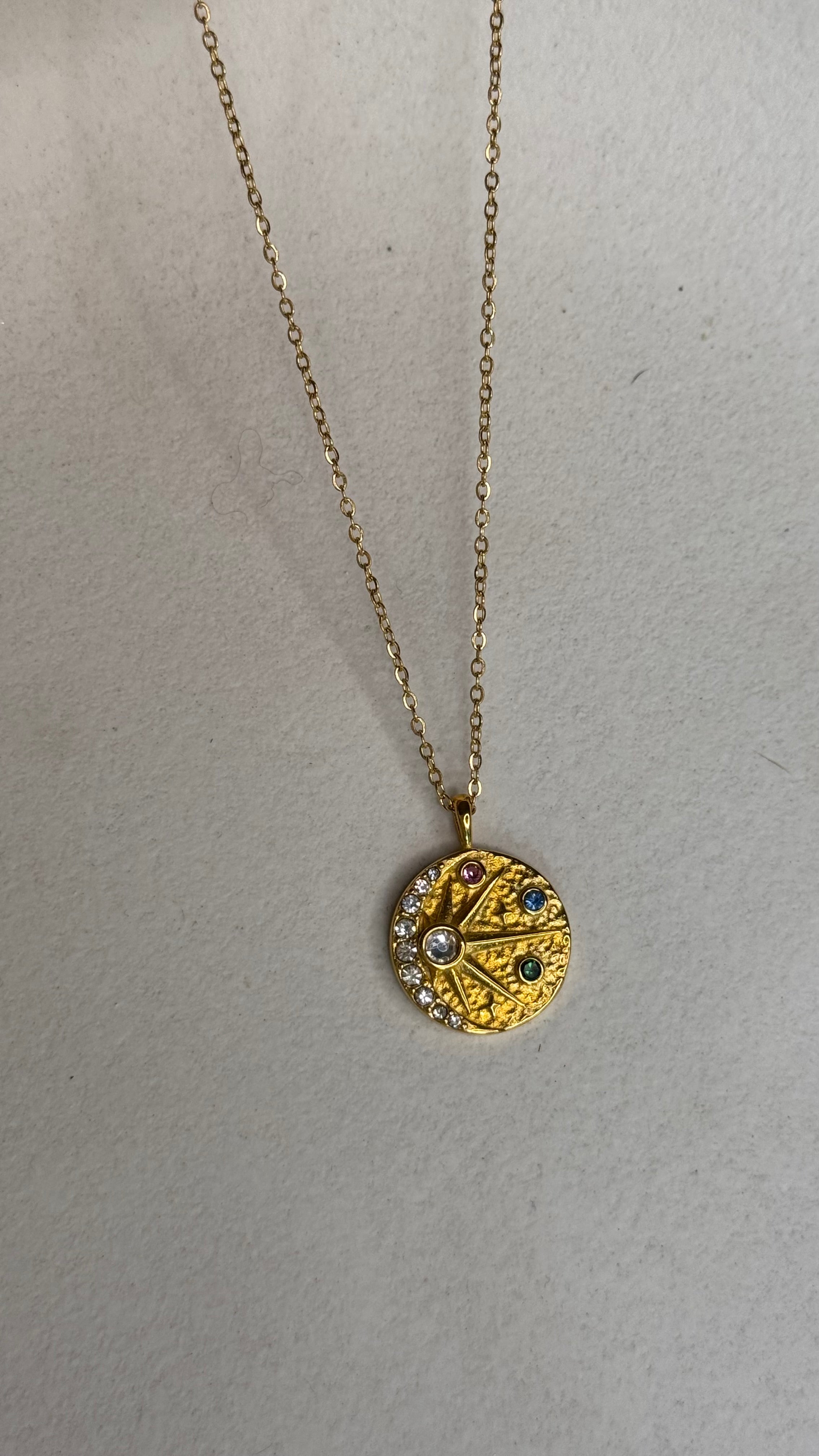 Collar universo colores