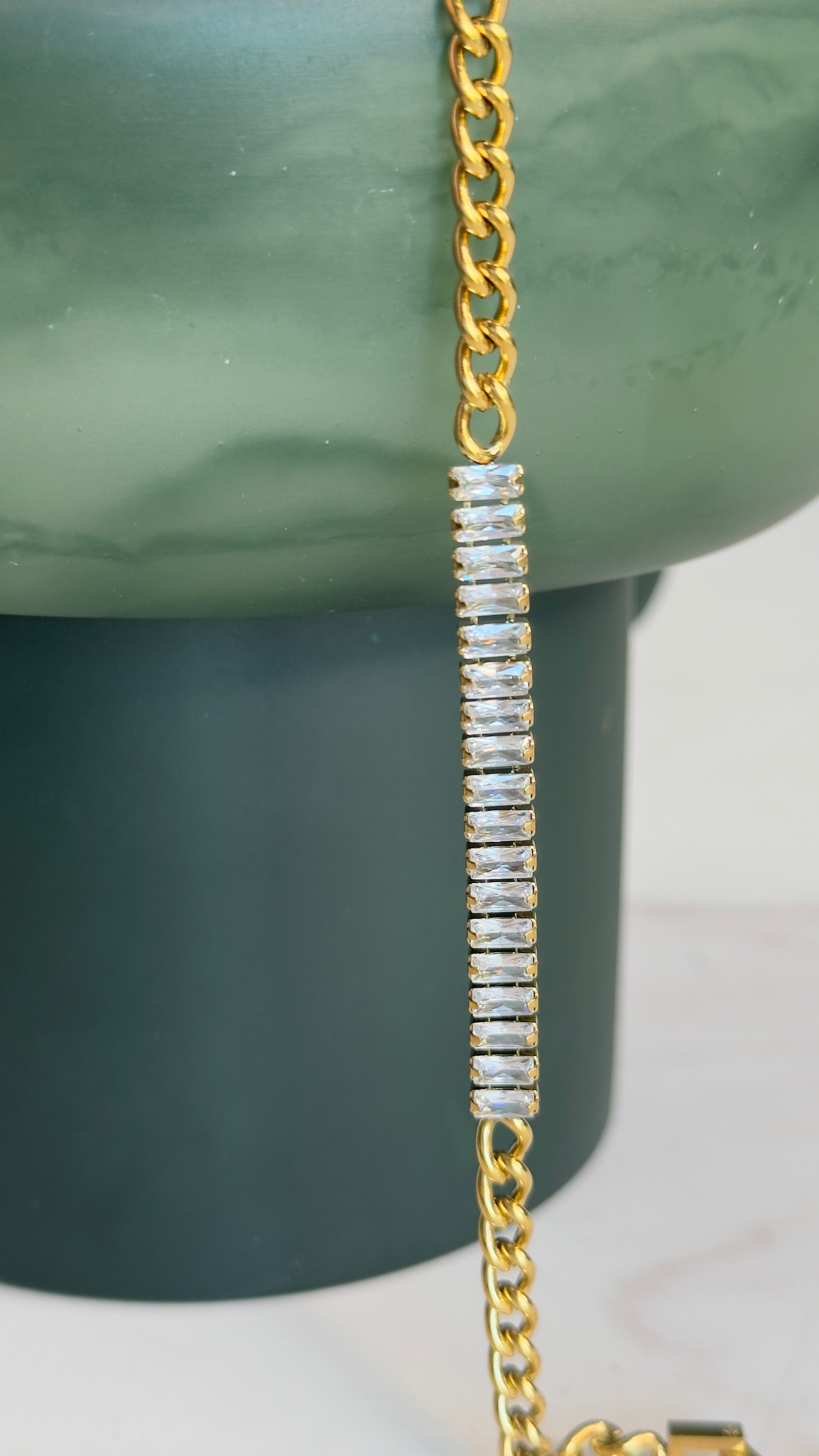 Pulsera de diamantes cuadrados centro