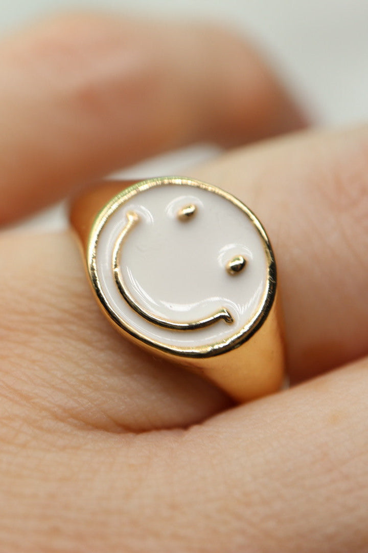 Anillo cara feliz blanca