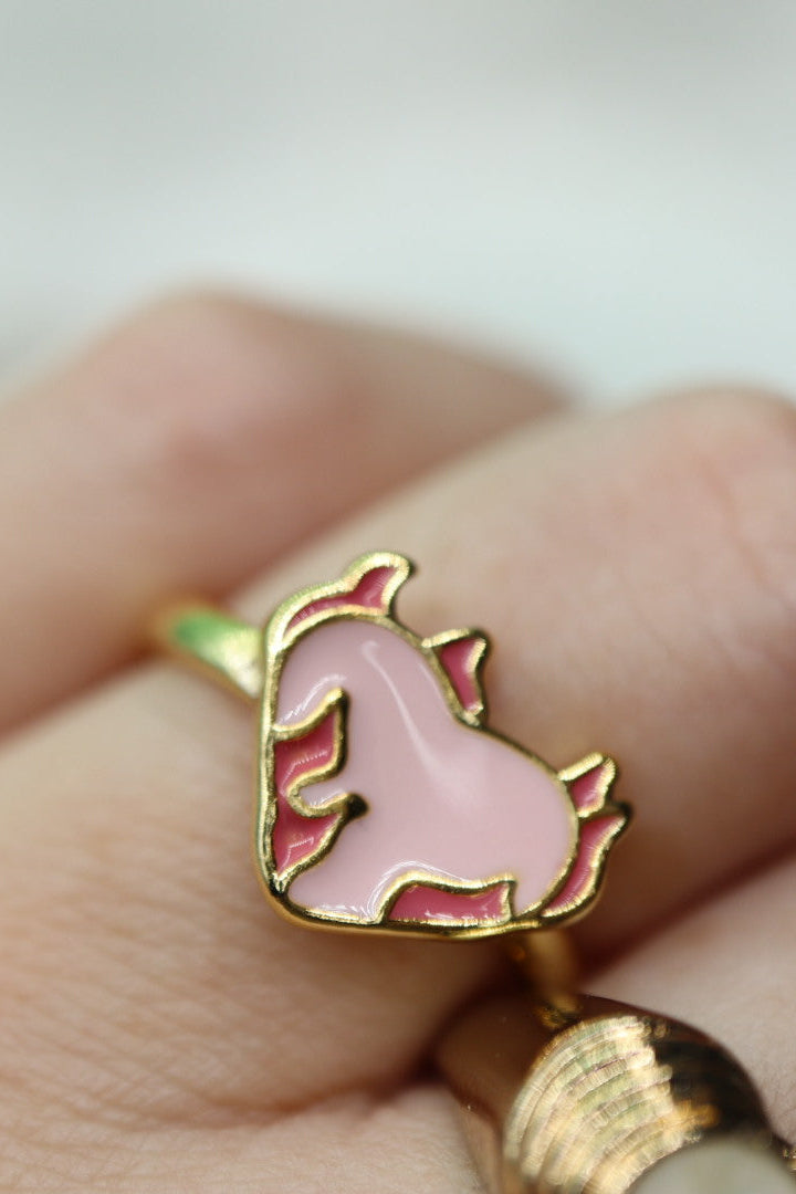 Anillo de corazón con fuego