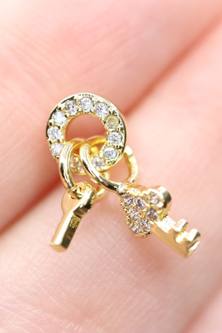 Arete circular con llaves