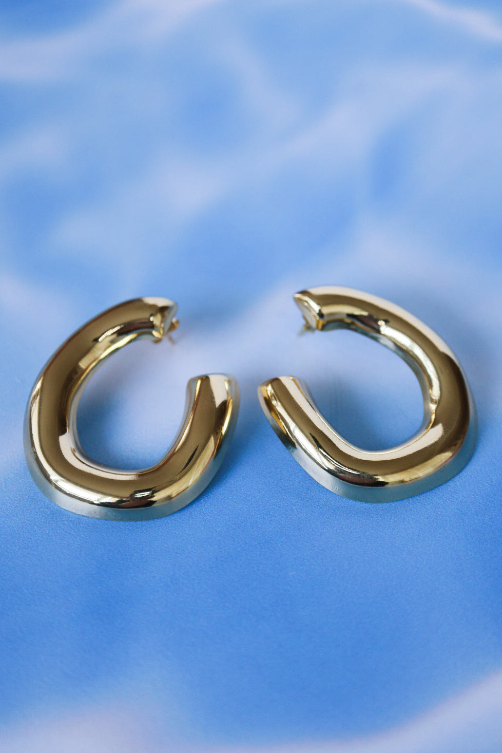 Hoop chunky gold