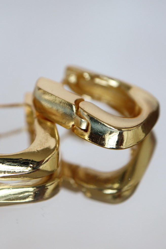 Hoops cuadradas gold